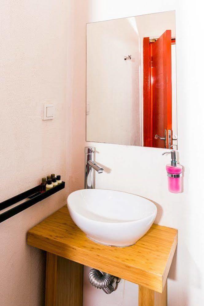 Melek Hotels Pera Istanbul Exterior photo